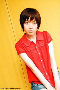PHOTO BY GASHO ITO